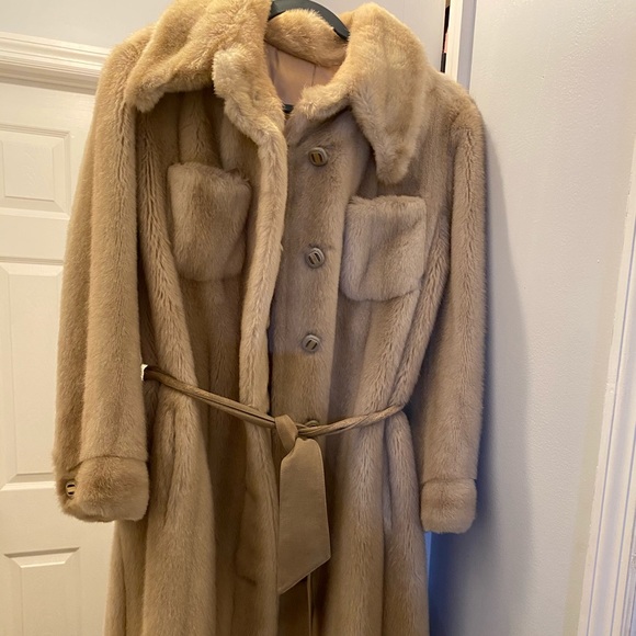 Vintage Grandella fur - Picture 1 of 4